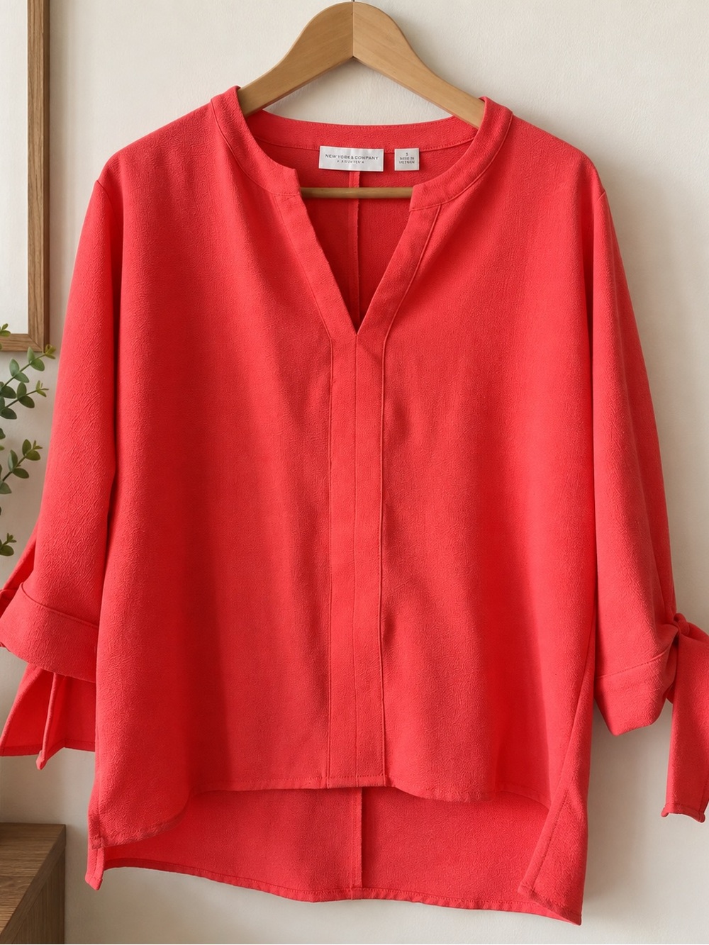 New York and Co Coral v-neck blouse with tie sleeves, size small